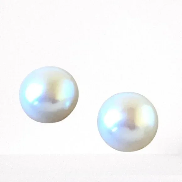 Mabe Pearl Stud Earrings Gold Posts